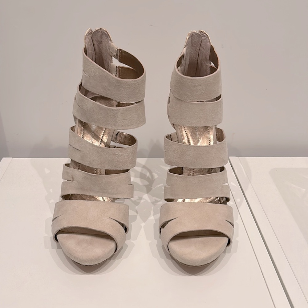 BCBG suede cage sandal heels open toe Size 10 NWOT